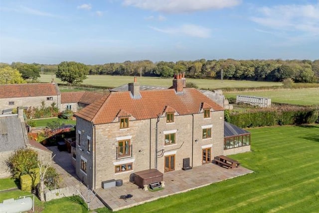 Let's go back outside now to take in another shot of the magnificent farmhouse, which sits off Carter Lane in Warsop Vale. Instantly, you can tell how well the 17th century property has been renovated.