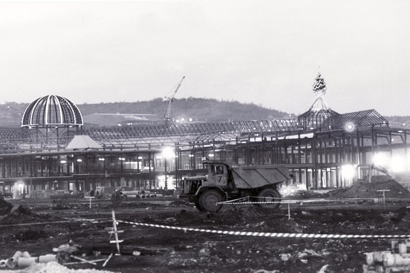 Meadowhall Shopping Centre, Sheffield, under construction in November 1988