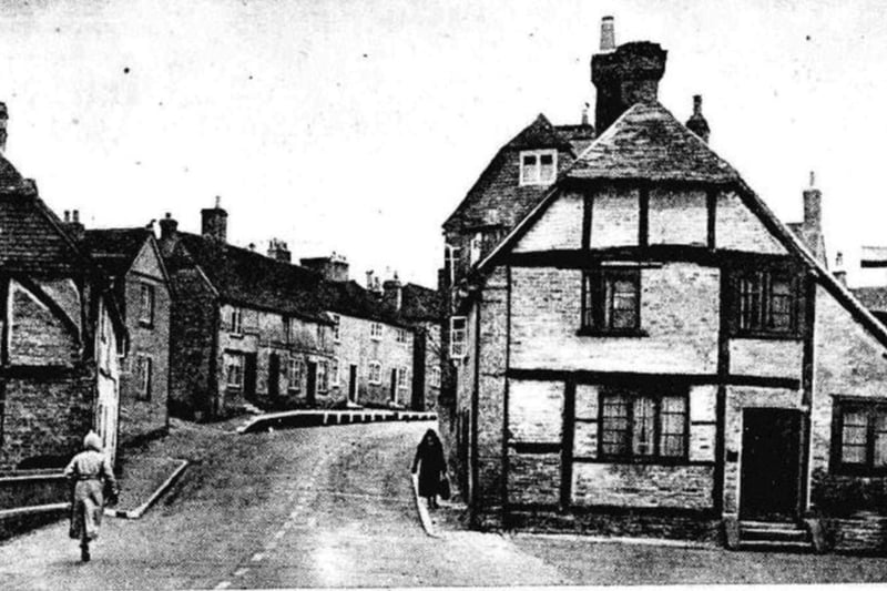Timber cottages at Bridge Street, Wickham 1940