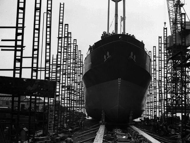 The Kaitoa Cargo Steamer launched at Leith - Henry Robb Ltd