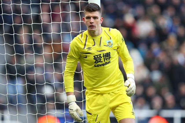 Burnley expect Nick Pope to be lured away from Turf Moor this summer with Chelsea ‘very keen’ on the England goalkeeper. (TEAMTalk)