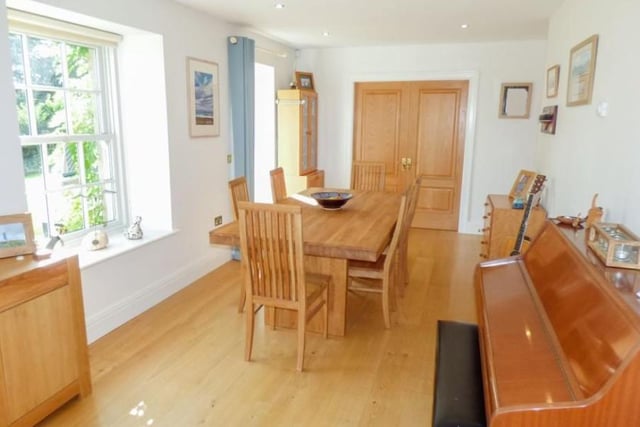 Dining area with views out to the surrounding countryside.

Picture: Right Move