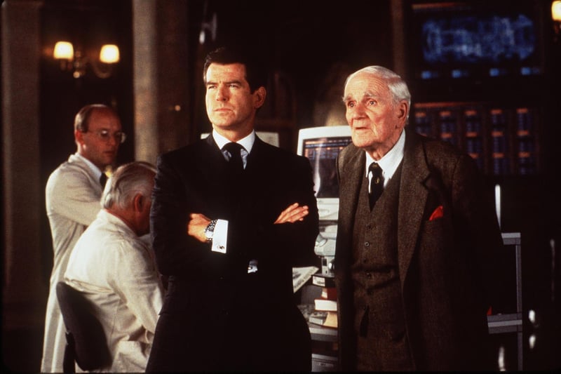 Pierce Brosnan and Desmond Llewelyn
The World Is Not Enough 1999
 Photo MGM
Desmond Llewelyn played Q in 17 of the James Bond films between 1963 and 1999