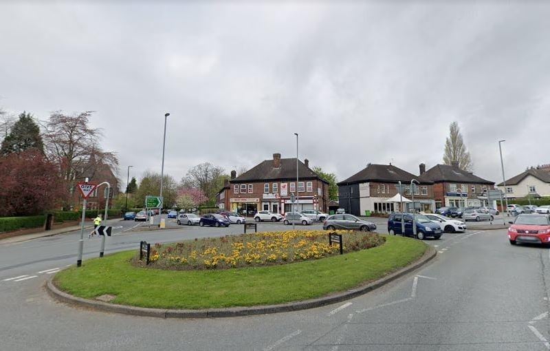 In Far Headingley and Weetwood, 311 postcodes are within 900 metres of green space.