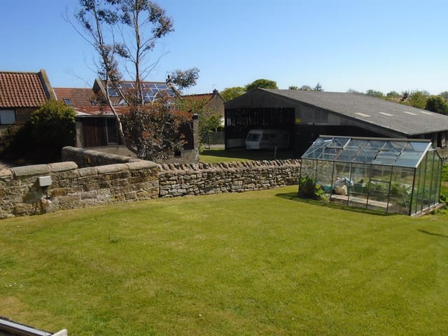 Outdoor facilities include three stables and a fold yard, a barn, grainery building, parking for 10-plus vehicles, a paddock and double garage.