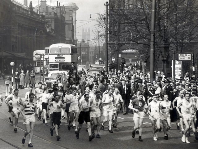 The start of the 1953 Star Walk at the top of High Street, Sheffield