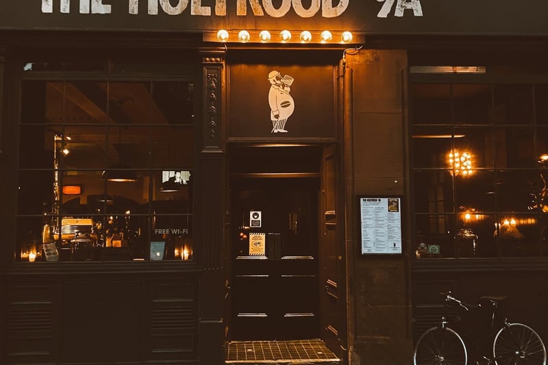 Address: 9a Holyrood Rd, Edinburgh EH8 8AE. Rating: 4.5 out of 5 (1,938 reviews). What people say: “Amazing burgers, good selections of beers, good service and friendly staff."