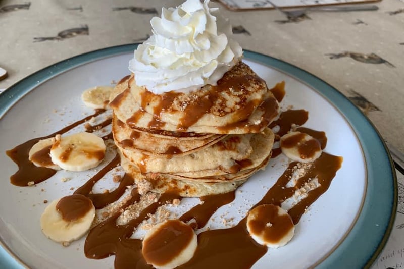 Lee Madin made this wonderful stack with whipped cream and bananas.