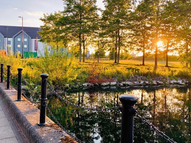 Sunset at Doncaster Lakeside by @paulhuby