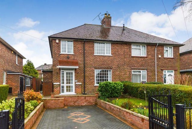 This three bedroom house has been viewed 1611 times in last 30 days. Marketed by Buckley Brown.