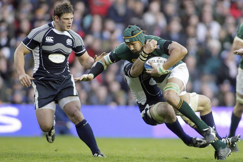 Scotland 10, South Africa 14: November 15, 2008, autumn international
Victor Matfield of South Africa being challenged by John Barclay and Ross Ford at Murrayfield Stadium in Edinburgh (Photo: Graham Stuart/AFP via Getty Images)
