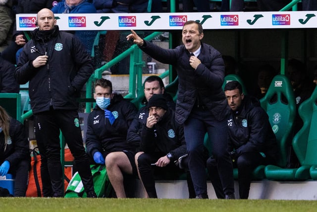 Hibs boss Shaun Maloney reckons his side were denied a first-half penalty in their loss at Rangers with Ryan Porteous brought down at a corner. Maloney said: "We all make mistakes and I think the referee has got that one wrong with Ryan Porteous. I saw it back and it looks in my opinion pretty clear - a penalty, which obviously changes the dynamic of the game.” (BBC)