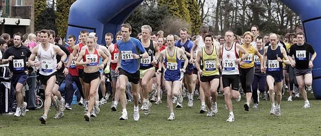 Some of the 950 runners start the first ever Sheffield Children's Hospital 10k run in Graves Park, April 16, 2006