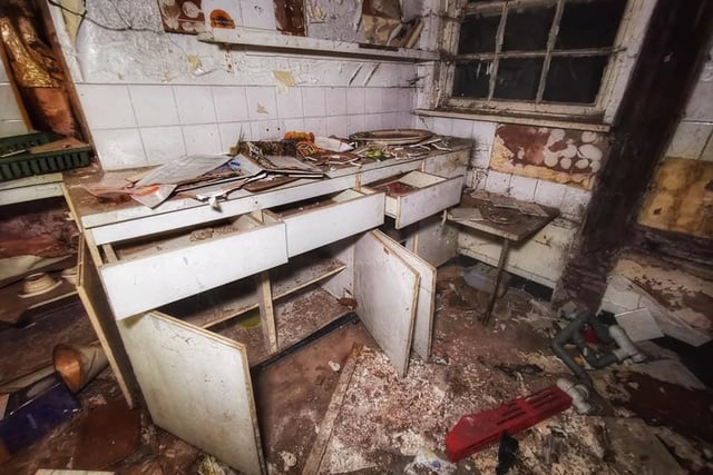 The former kitchen is in need of some serious TLC (pic: Laura Rickers/Abandoned Memoriez Urbex)