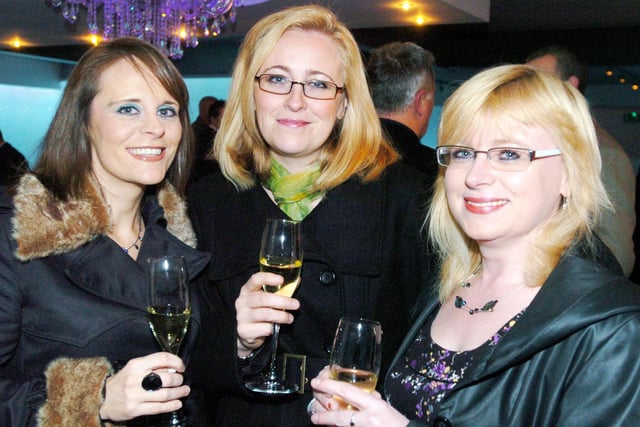 Helen Walters, Michelle O'Neill and Maria Gibson at the Walnut Club Champagne Bar and Grill, December 2007