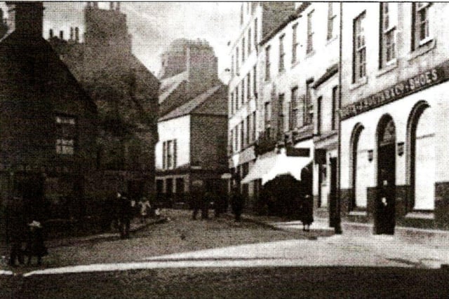 Original building in the centre of the picture, as viewed from the top of Redburn Wynd.