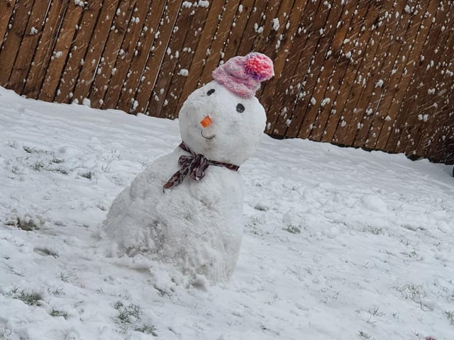 Olufunmilayo Atoyebi sent in this photo of a snowman.