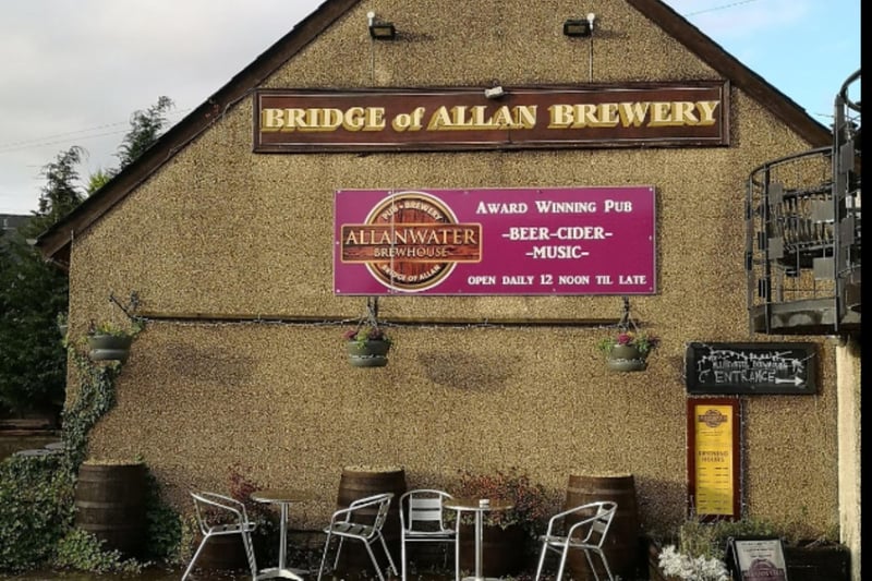Allanwater Brewhouse offers visitors to Bridge of Allan a change to tour their brewery, followed by luch and tastings. There's also a beer garden and pub.