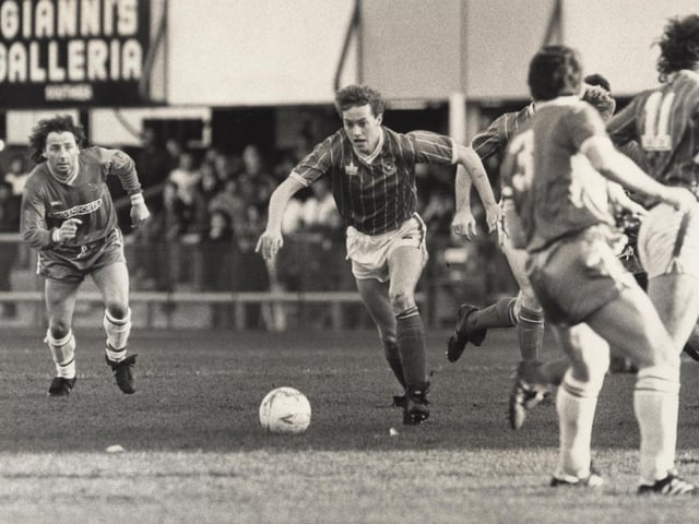 Top-flight experience with Spurs and a brief Pompey loan in 1989