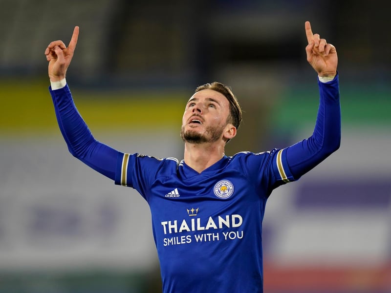 Arsenal are said to be keeping an eye on Leicester City ace James Maddison, as they look to lure in a new attacking midfielder before the transfer window closes. However, the Foxes are unlikely to accept less than £70m for their key player. (Sky Sports)