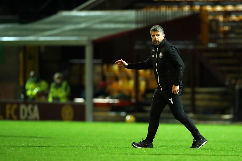 Ex-Luton Town, Preston and Bournemouth player Stephen Robinson is the bookies' new favourite for the vacant Doncaster Rovers job. The 46-year-old was last in charge of Motherwell, where he stayed for almost four years. (SkyBet)