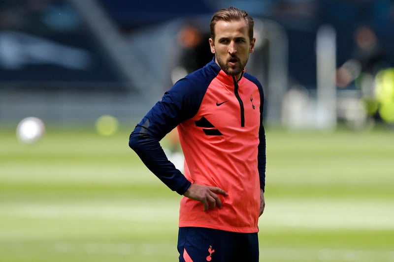 Football pundit Frank McAvennie has claimed that Spurs' Harry Kane is aware of who the club's new permanent manager, and that this played a part in his decision to leave the club. He could cost a whopping £150m, with Man City, Man Utd and Chelsea all keen. (Football Insider)