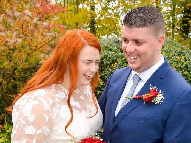 Samantha and Aaron married on 24.10.20. Samantha said: 'We got married on 24th of October, when we were allowed 15 guests. Although it wasn’t what we had planned, we had a beautiful day, and had our first dance in our kitchen.'