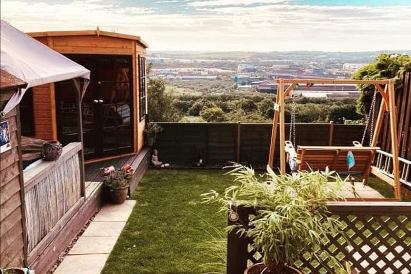 Wayne's garden view is certainly one to be jealous of. Amazing Wayne.