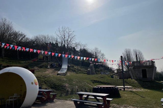 Sunshine and slides in Sheffield by @PitsAdventures