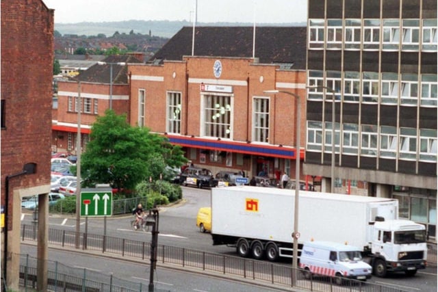 The railway station before its transformation into the Transport Interchange.