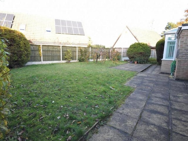 Relaxing in the garden during warm weather is not a problem, as you can see from this paved terrace and patio area. Ideal for entertaining family and friends.