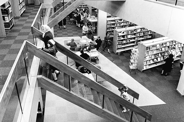 Opening of the new Library in the Four Seasons in 1977