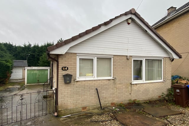 Two-bedroom, detached bungalow in an unusually large plot of 0.14 acres, with a long driveway and two garages. Potential for refurbishment, extension, or new build. Guide price: £90,000-£100,000. Sold for £161,000.