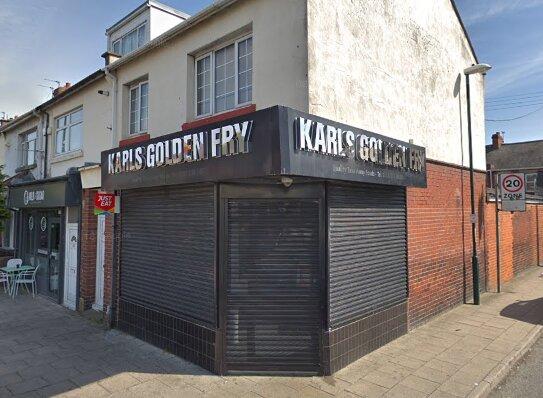 Many seafront chippies are closed, but if you're in SR6 area this Boldon chippy is delivering through Just Eat.