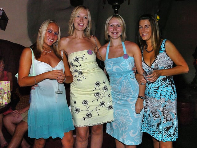 This is what a night out at Tiger Tiger in Gunwharf Quays looked like in the 00s.