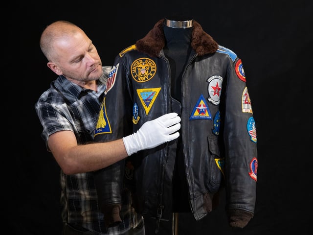 Pete 'Maverick' Mitchell's (Tom Cruise) Bomber jacket from the 1986 film 'Top Gun' (estimate £12,000-£16,000).