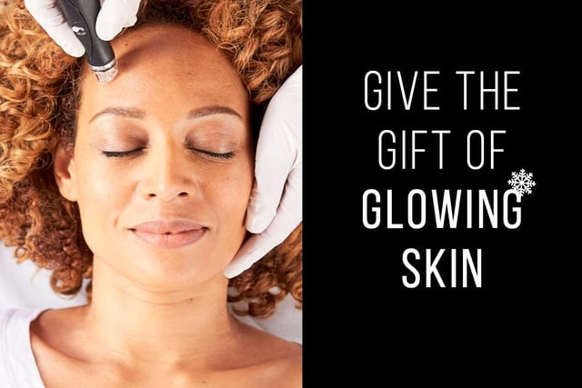 Give the gift of glowing skin this festive season! The platinum HydraFacial is an incredible six in one skin rejuvenation treatment that deeply cleanses and gives a super boost of hydration.

 HydraFacial – £139.00
Contact: https://thegoldsmith.clinic
01246 277 750
info@thegoldsmith.clinic