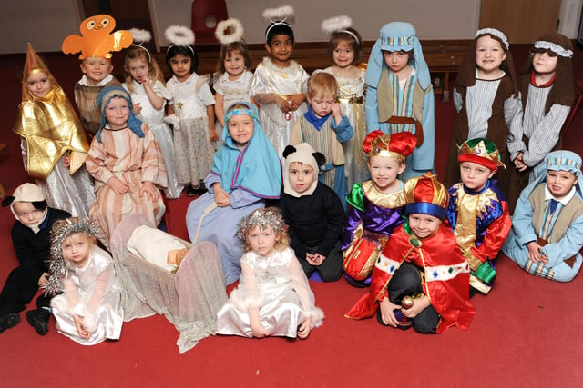 The nativity play at Prospect Hill Infant School (w101213-5).