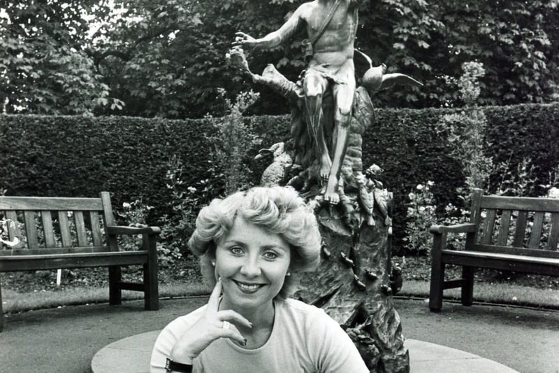 Singing star Lulu, appearing at the Fiesta Club, Sheffield, was to play the traditional role of Peter Pan in a London production and was pictured here meeting the Sheffield Peter Pan in the Botanical Gardens on July 25, 1975