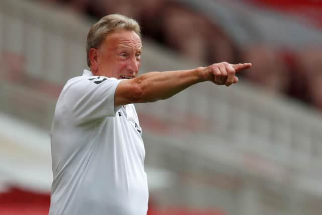 Middlesbrough boss Neil Warnock has allowed Lewis Wing out on loan to Sheffield Wednesday.
