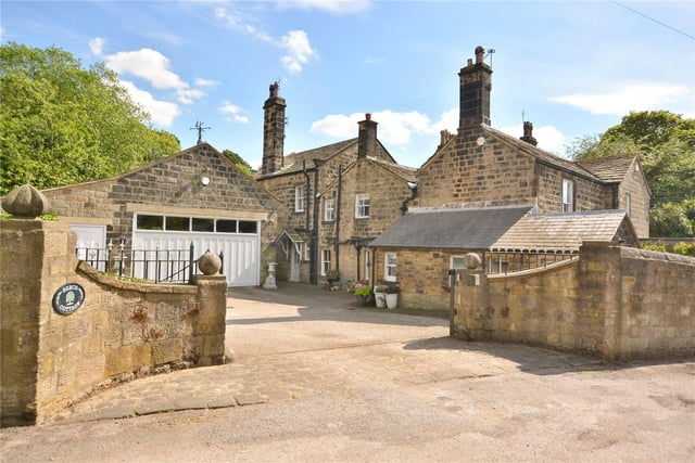 Beech Cottage is located on Apperley Lane in Rawdon, with a variety of local amenities close by and easy access to both Leeds and Bradford.