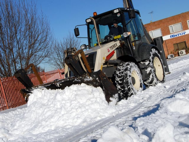 Mansfield Chad car park snow clearance on Monday in December 2010