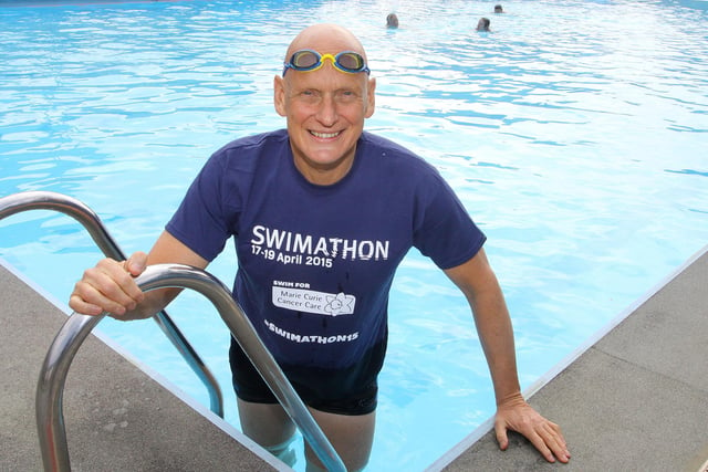 Swimming legend Duncan Goodhew paying a visit to Hathersage's outdoor pool.