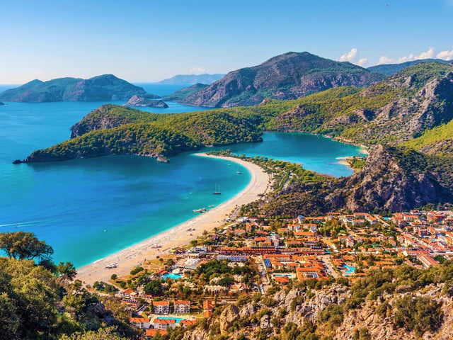 With an estimated cumulative total of 8.26 million Covid cases in the country so far, and cases continuing to rise, Turkey has the world's sixth highest number of total coronavirus cases.