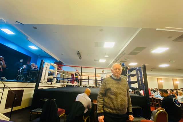 South Yorkshire Police and Crime Commissioner, Dr Alan Billings, and Violence Reduction Unit attend community boxing event.