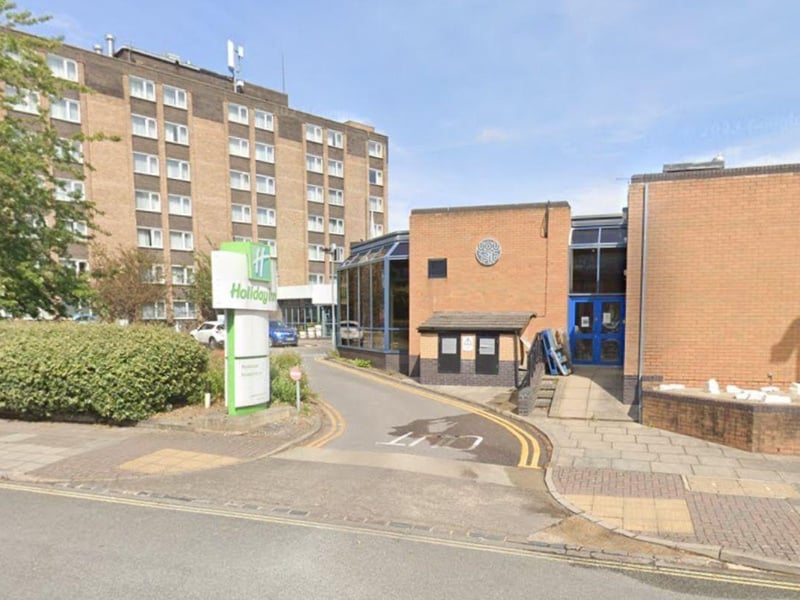You Fit Portsmouth at the Holiday Inn on Pembroke Road has a rating of 4.2 from 33 Google reviews. One person said: "Love this place. Pool, Sauna, Steam room and jacuzzi perfect."