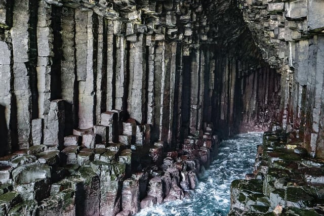 Boasting a unique structure, the sea cave is formed completely in hexagonally jointed basalt. The National Trust for Scotland owns part of the cave as part of a National Nature Reserve