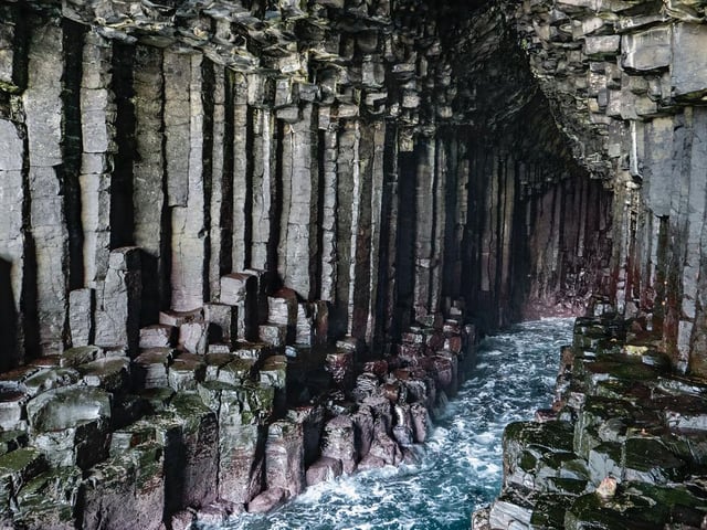 Boasting a unique structure, the sea cave is formed completely in hexagonally jointed basalt. The National Trust for Scotland owns part of the cave as part of a National Nature Reserve