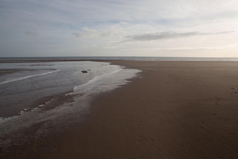 This beach offers five miles of silvery sand, stretching from the mouth of the River Eden to the Tay estuary.