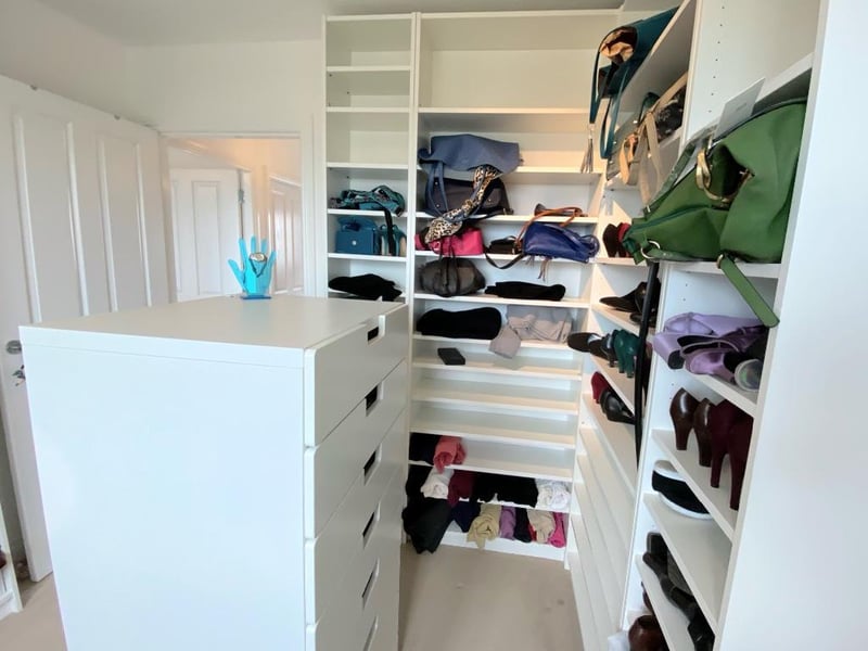 Bedroom 5 / Dressing room.